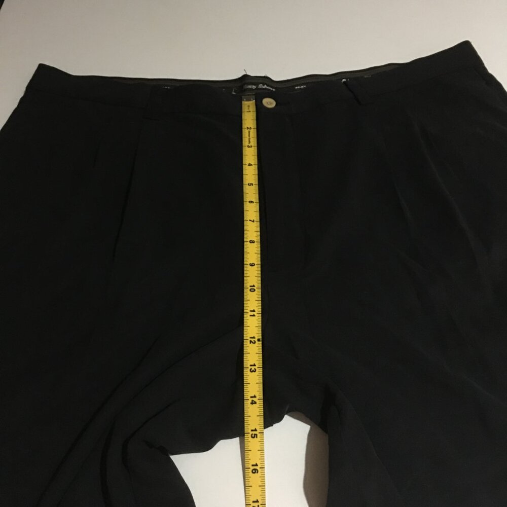 Tommy Bahama Relax Mens Chino Shorts Size 42 Black Silk - Picture 9 of 10